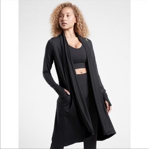 Athleta Pranayama Long Wrap // Black #982377
